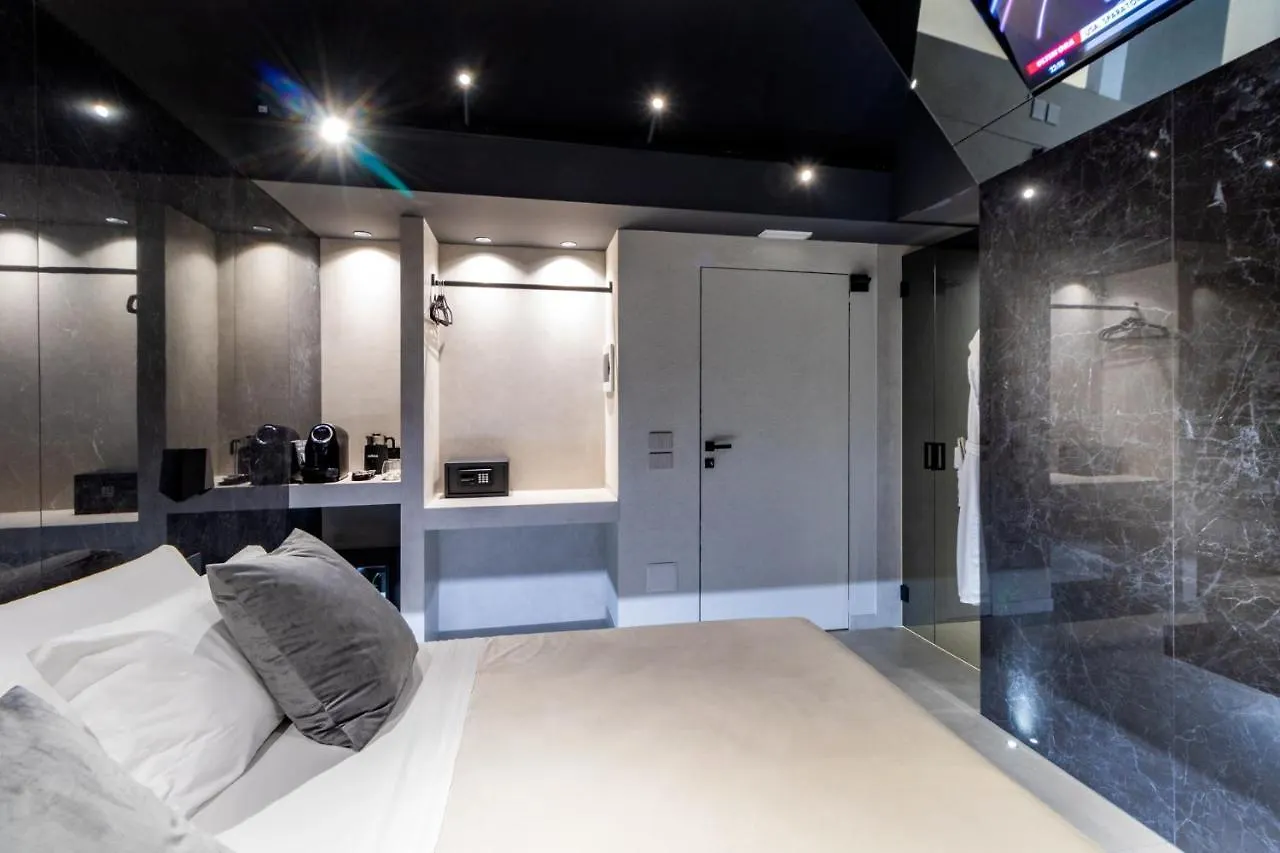 4 Suites 