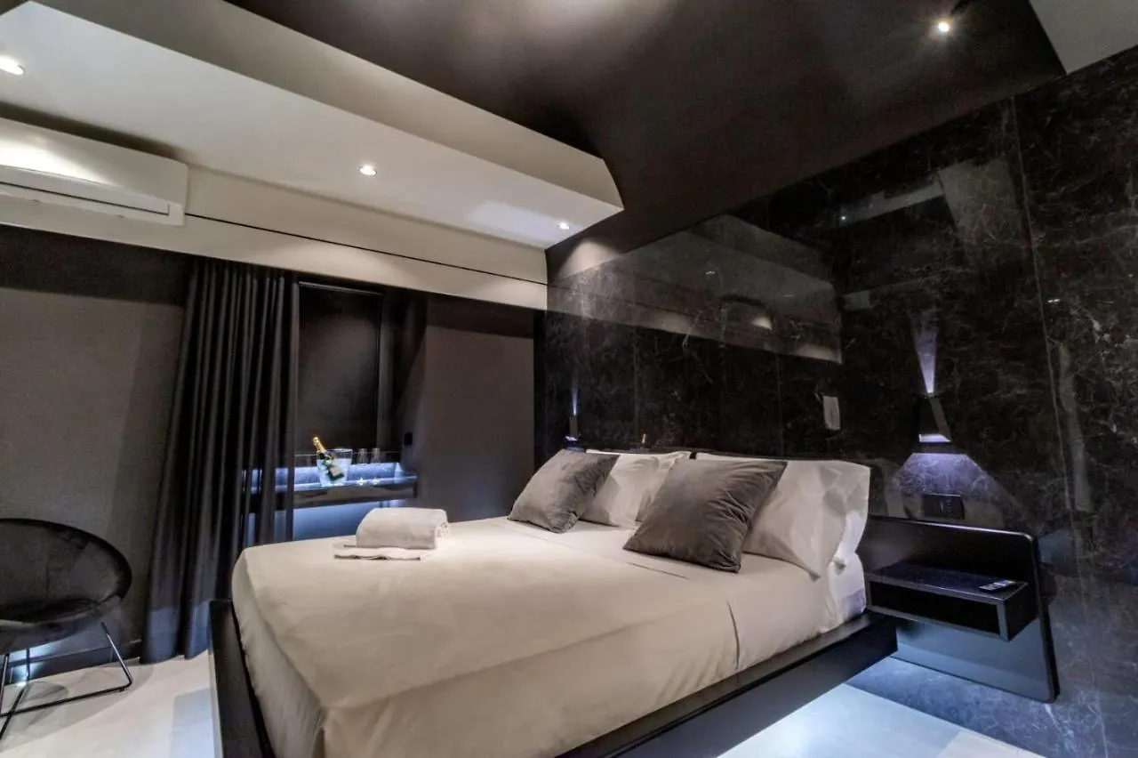 4 Suites 