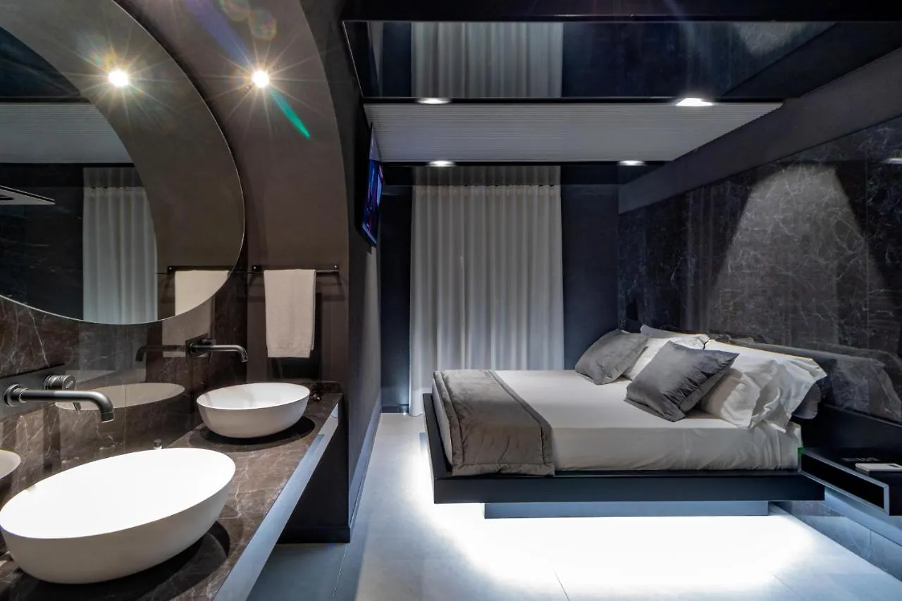 4 Suites 