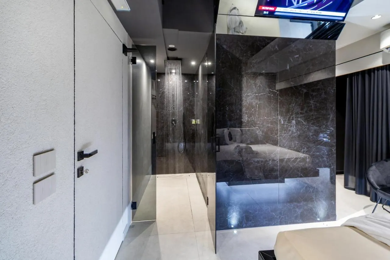 4 Suites 