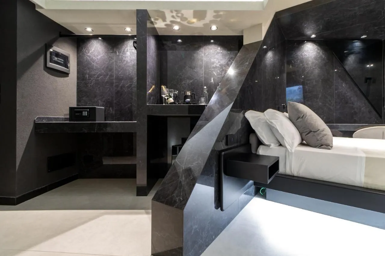 4 Suites 