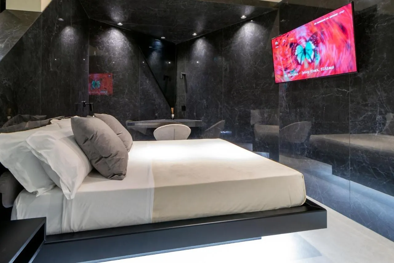 4 Suites 
